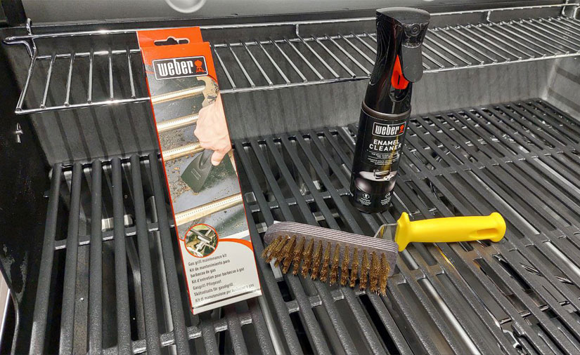 Pulizia della griglia in ghisa